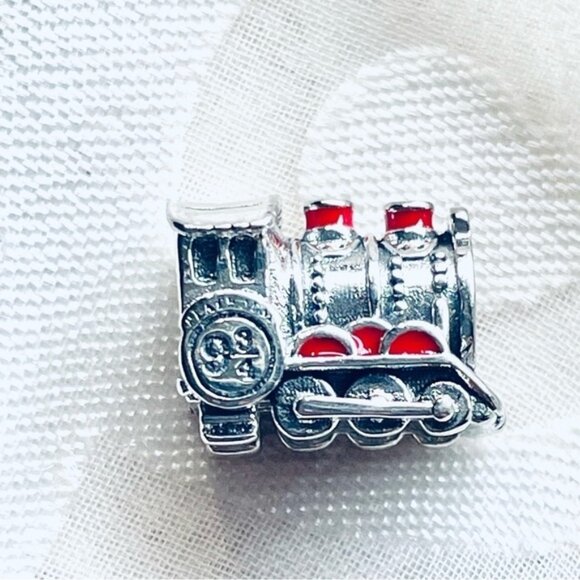 🚂✨ NWOT Hogwarts Express Charm – Harry Potter Magic ⚡ - Picture 13 of 14